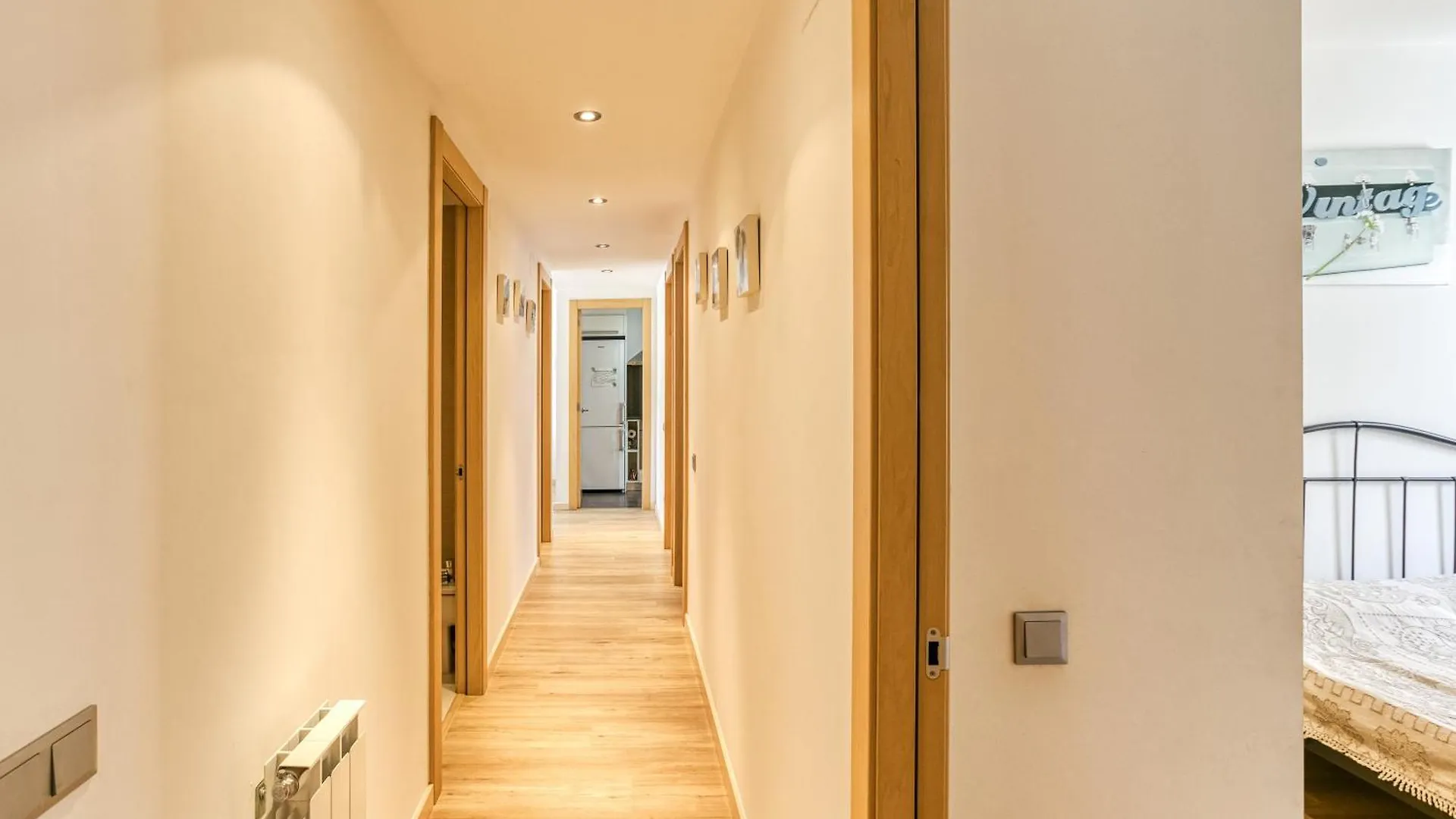 Appart Georges Roses Apartment